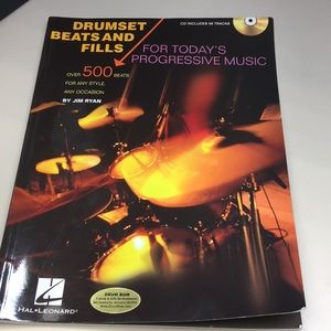 Hal Leonard Drumset Beats And Fills Music Book